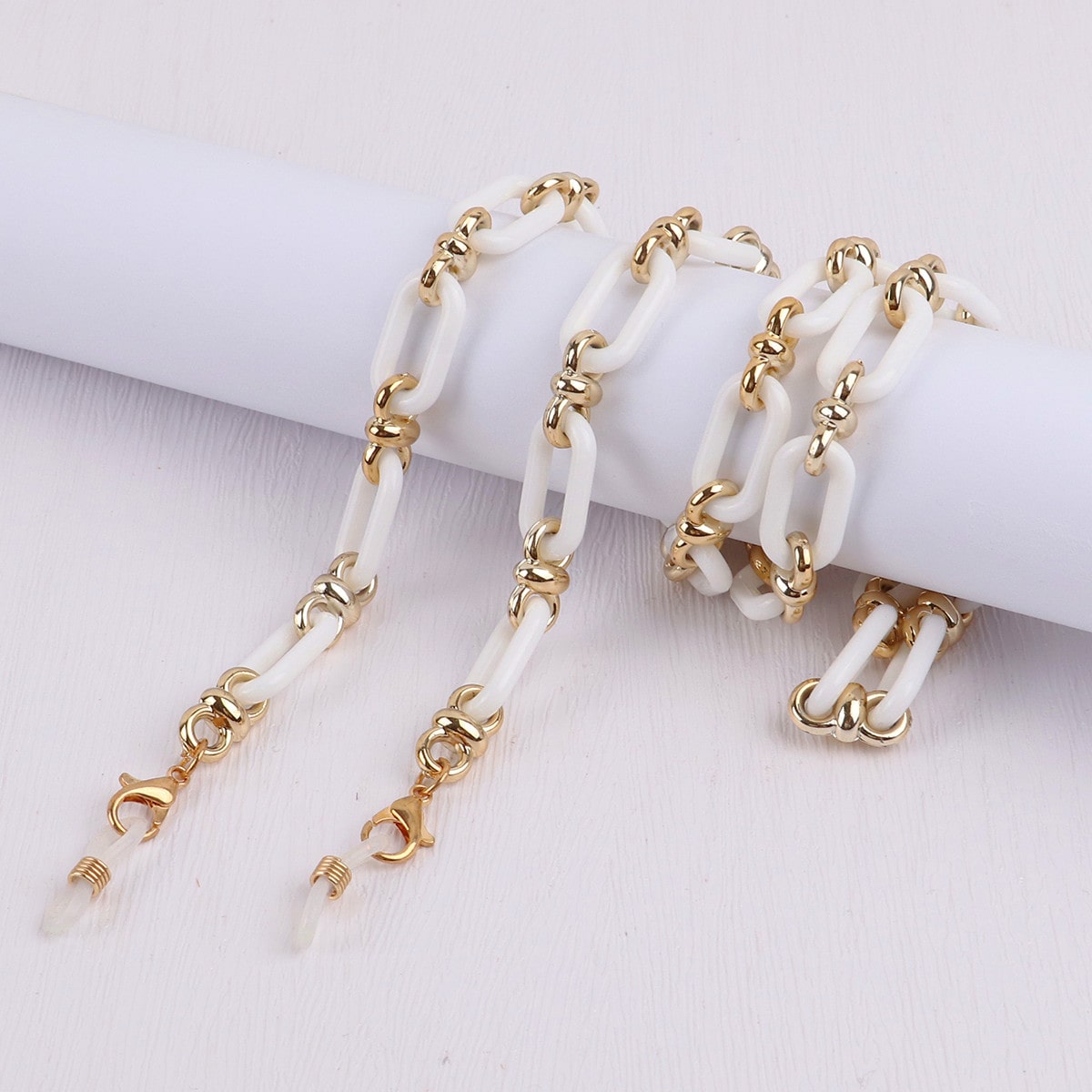 chaine lunette grosse maille blanc